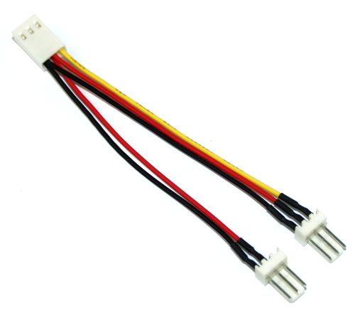 Naar omschrijving van 33433L - InLine 100er Pack Ventilator Adapterkabel,  3-pin Molex Female an 2x 3-pin Molex Male, bulk