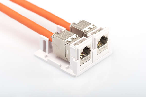 Naar omschrijving van AT-AG-302A-WH - Consolidation-Point Box for 2x Keystone Jacks pure white, 2-port
