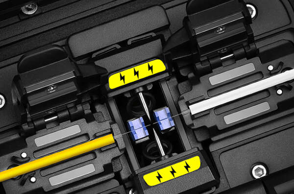 Naar omschrijving van AUA-70F - Comptyco fully automatic optical fusion splicer met OPM en VFL
