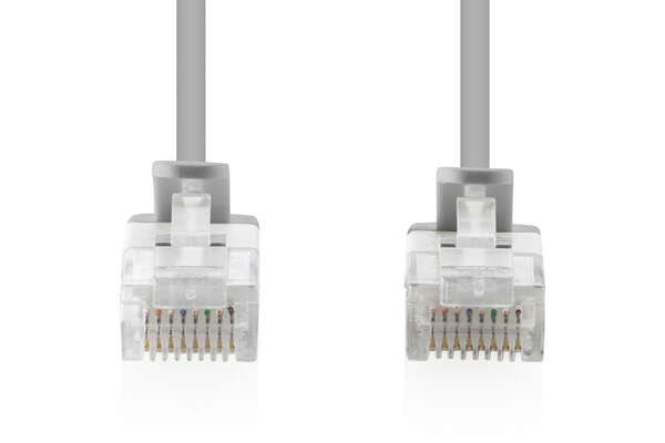 Naar omschrijving van DK-1618-050S - CAT 6 U-UTP slim patch cord, Cu, LSZH AWG 32/7, length 5 m, Gray