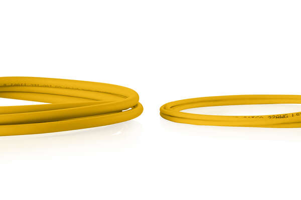 Naar omschrijving van DK-1618-005S-Y - CAT 6 U-UTP slim patch cord, Cu, LSZH AWG 32/7, length 0.5 m, Yellow