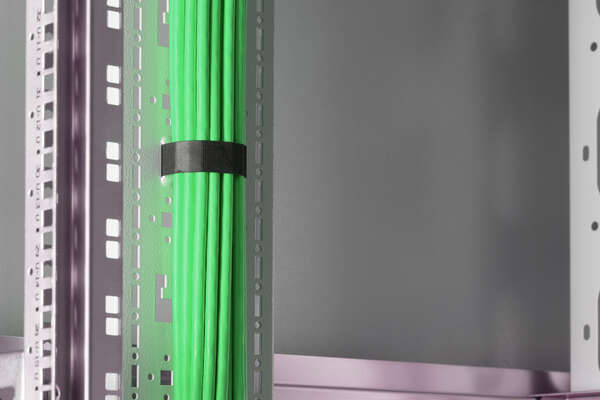 Naar omschrijving van DK-1843-VH-1 - CAT 8.2 S-FTP installation cable,2000 MHz,AWG 22/1 Dca, 100 m, ring, Green