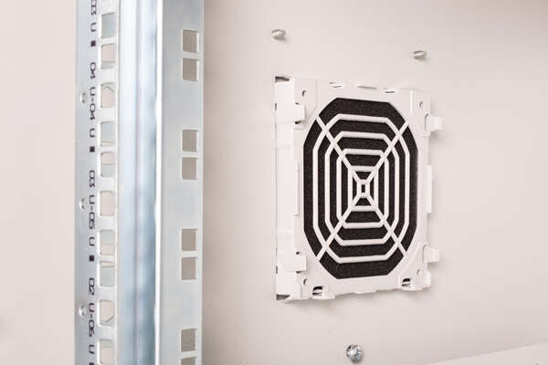 Naar omschrijving van DN-19-07U-6-6-I-OD - DIGITUS Wall Mounting Cabinets IP55 - Outdoor - 600x600 mm (BxT)