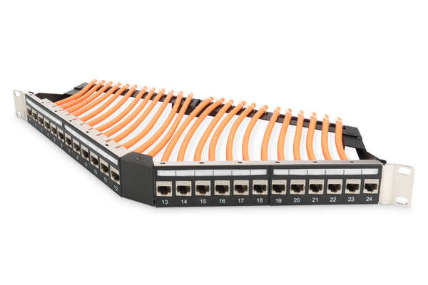 Naar omschrijving van DN-93617-24 - CAT 6A Keystone Jack, shielded tool free connec., set 24 pcs