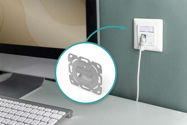 Naar omschrijving van DN-93831-1 - Face Plate w/o central plate, w/o frame, design compatible