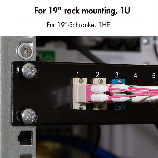 Naar omschrijving van FB0002B - Fiber Optic Panel for 24× LC-Duplex or SC-Simplex adapter, black