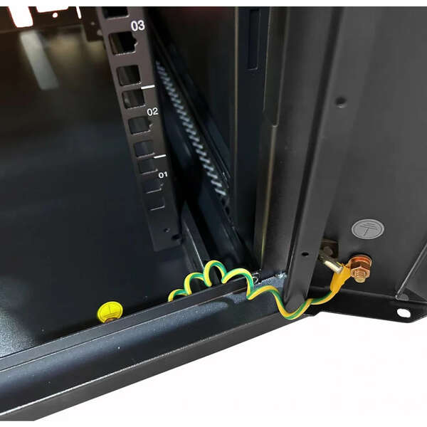 Naar omschrijving van IC19-6406 - 6U wandkast met glazen deur 600x450x370mm (BxDxH)