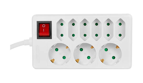 Naar omschrijving van LPS201 - Outlet Strip, 3 safety + 6 euro sockets, w/ switch, white