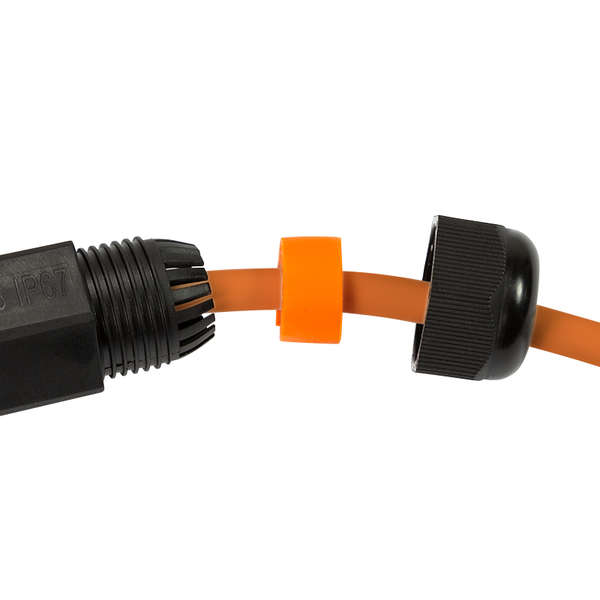 Naar omschrijving van NP0081 - Cat. 6A outdoor patch cable connector, IP67, waterproof