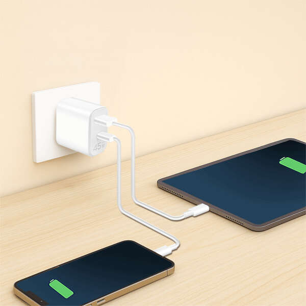 Naar omschrijving van PA0410 - USB Wall Charger, GaN, 2port, USB-AF & USB-CF, 45W, w/PD, white