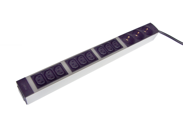 Naar omschrijving van RN3031 - PDU Stopcontact met Shuko / C13 outlets 9x C13 + 3x Schuko 2,5m