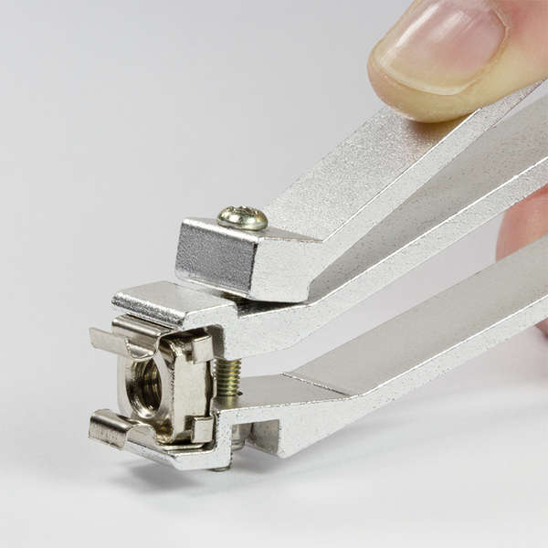 Naar omschrijving van WZ0038 - LogiLink Cage nut insertion & extraction tool, M6